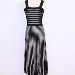 Banana Republic Black and White Striped Dress Size (S)